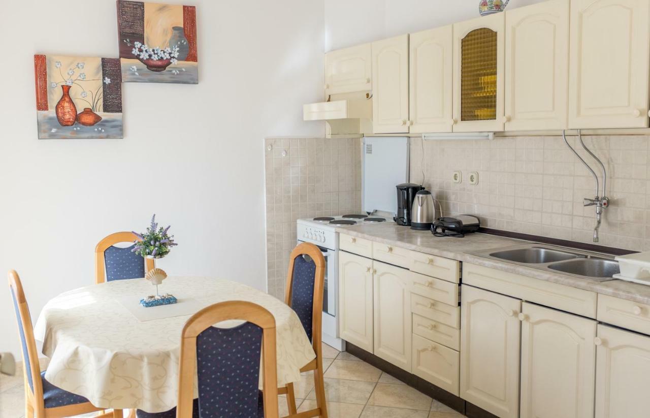 Apartment Sv. Marak Risika Buitenkant foto
